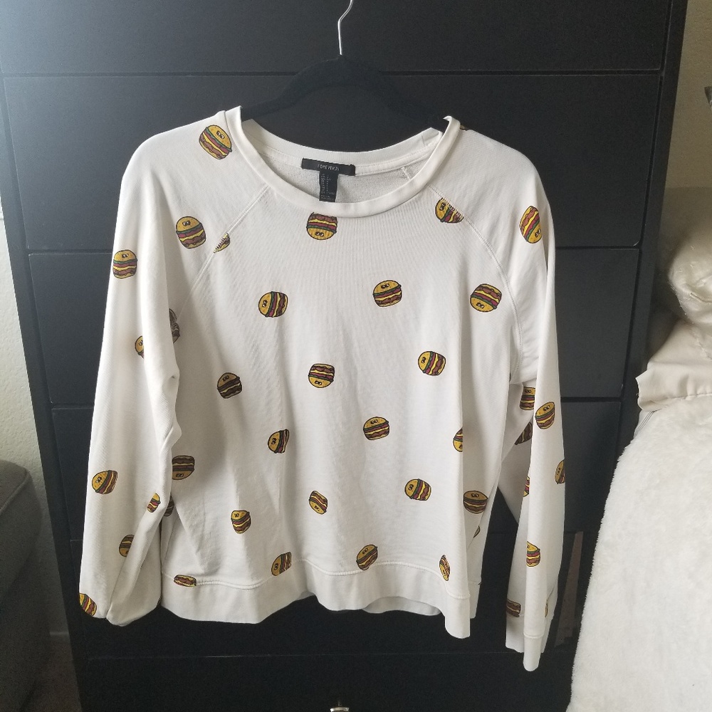 Sweatshirt